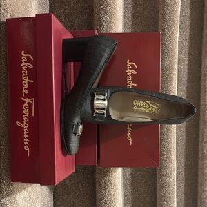 Salvatore Ferragamo Women's Black Pumps